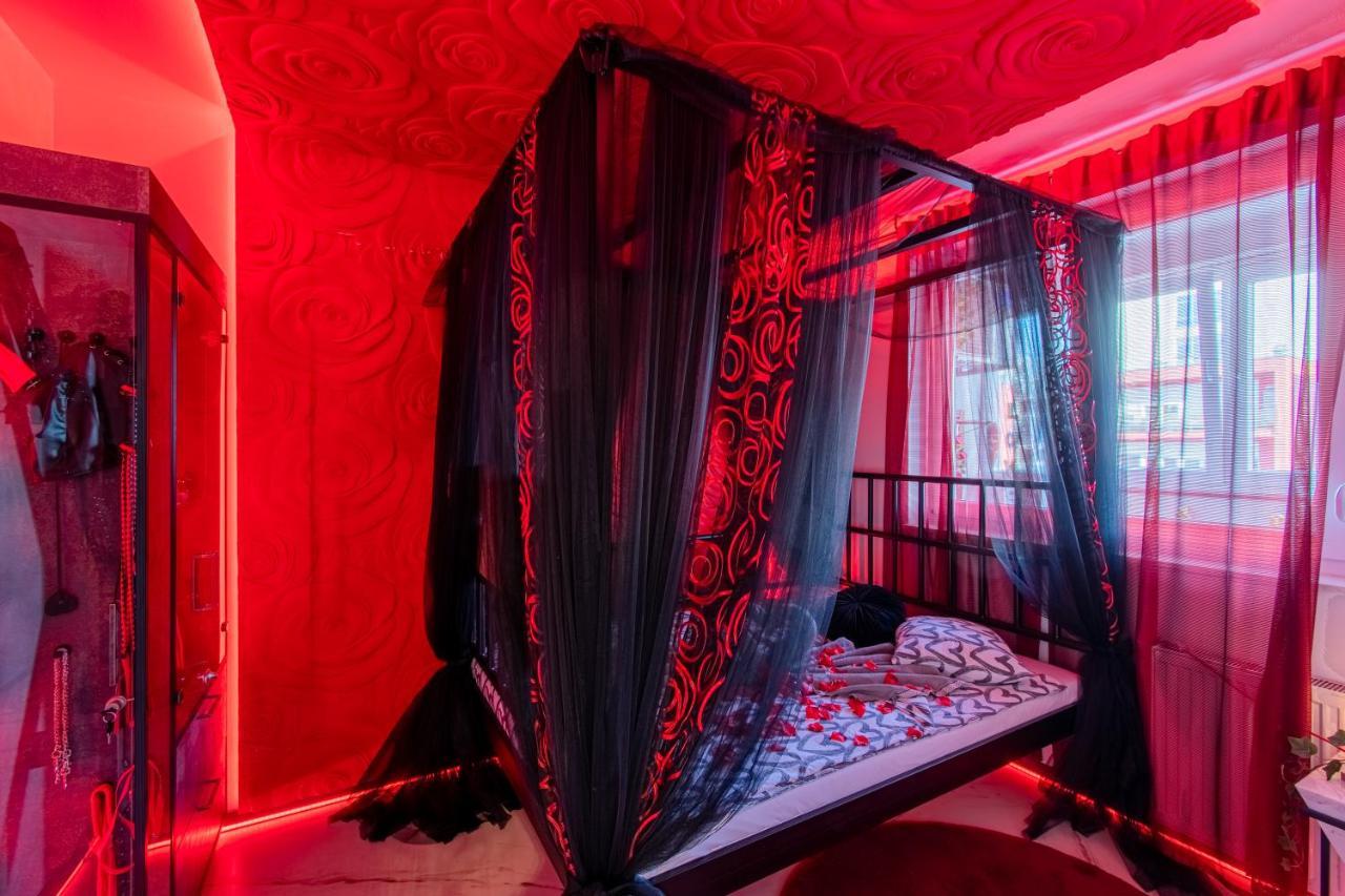 Jacuzzi - Love - Bdsm - Extra Luxury - Ev Chargger - Valentine'S Day - Red Room - Flexible Selfcheckins 28 Zagreb Buitenkant foto