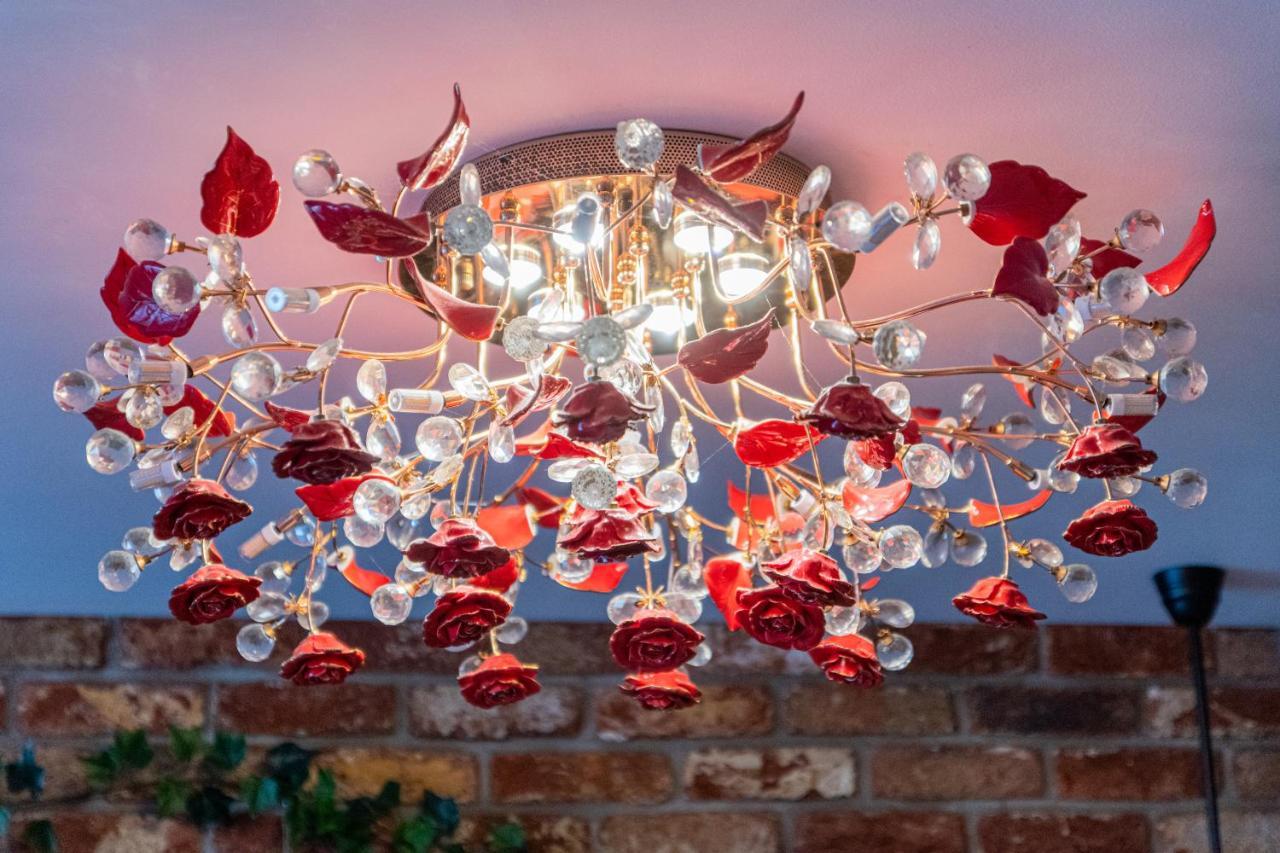 Jacuzzi - Love - Bdsm - Extra Luxury - Ev Chargger - Valentine'S Day - Red Room - Flexible Selfcheckins 28 Zagreb Buitenkant foto